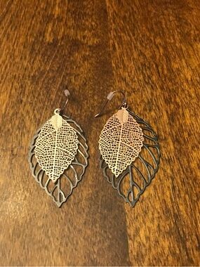 Avon Delicate Gold and Black Layered Leaf Drop Earrings - Women Jewelry